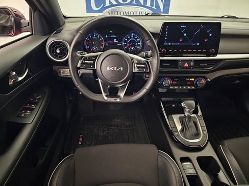 Used 2024 Kia Forte GT-Line image 15