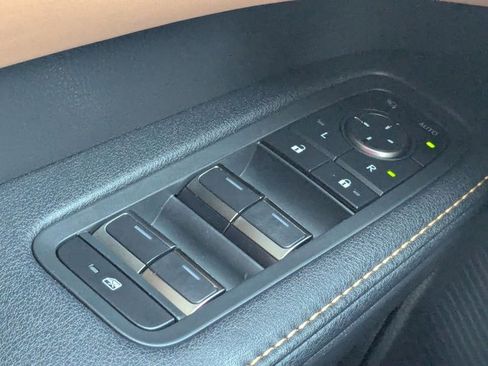 Used 2025 Lexus RX 350 Premium w/ Accessory Package (Z1) FWD image 15