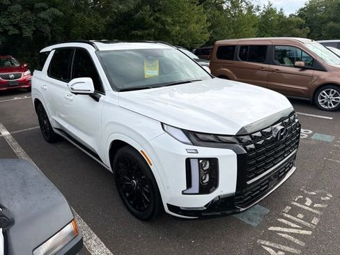 Used 2025 Hyundai Palisade Calligraphy AWD/4WD image 17