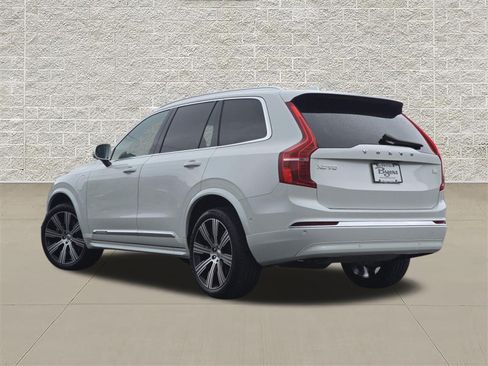 Used 2023 Volvo XC90 T8 Plus AWD/4WD image 5