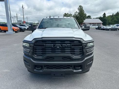 New 2026 RAM 2500 Tradesman AWD/4WD image 8