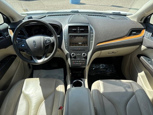 Used 2017 Lincoln MKC Select w/ Select Plus Package FWD image 12