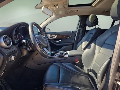 Used 2017 Mercedes-Benz GLC 300 4MATIC Coupe image 20