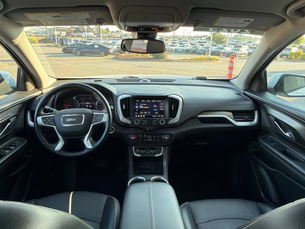Used 2023 GMC Terrain SLT FWD image 28