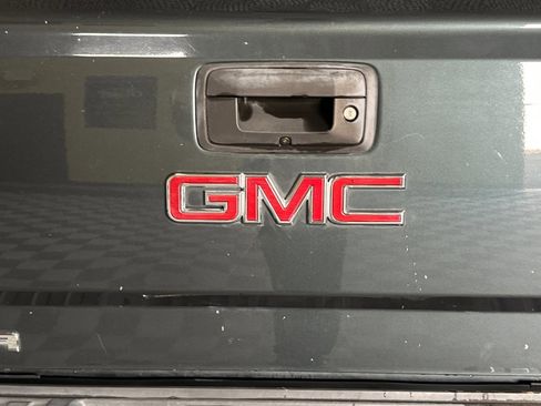 Used 2018 GMC Sierra 1500 SLT w/ SLT Premium Package image 46