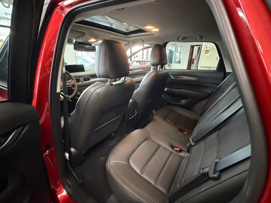Used 2023 MAZDA CX-5 AWD 2.5 S w/ Premium Package image 35