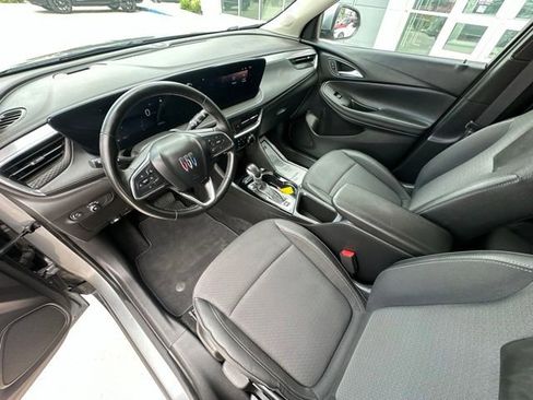 Used 2024 Buick Encore GX Preferred FWD image 13