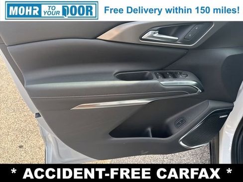 Used 2024 Chevrolet Traverse LT w/ Enhanced Driving Package image 15