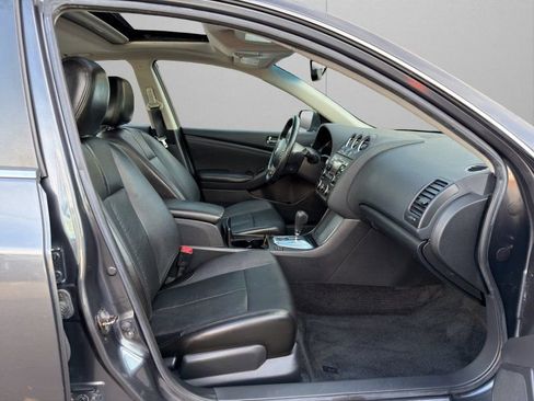 Used 2010 Nissan Altima 2.5 SL w/ SL Pkg image 13