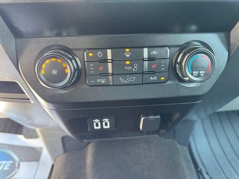 Used 2019 Ford F150 XLT w/ Equipment Group 302A Luxury AWD/4WD image 28