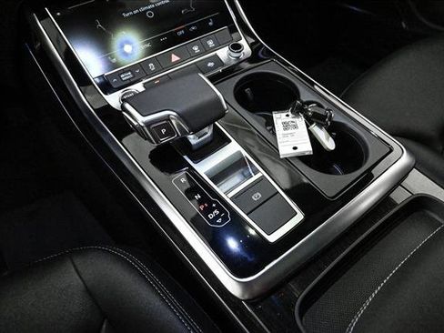 New 2026 Audi Q8 Premium image 12