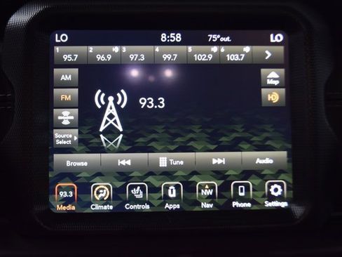 Used 2021 Jeep Gladiator Overland w/ Popular Equipment Package image 29