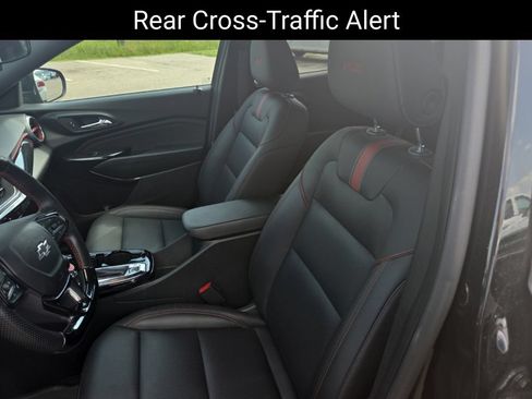 Used 2024 Chevrolet Trax RS w/ Driver Confidence Package FWD image 16