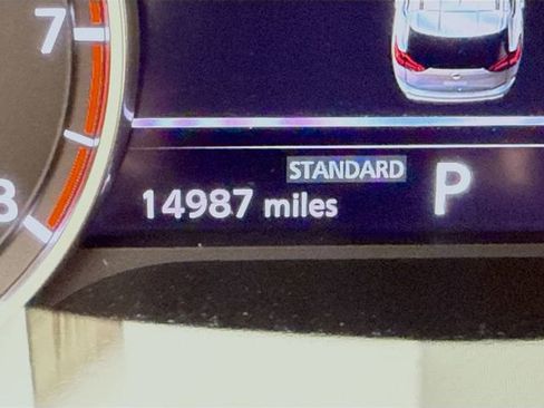 Certified 2024 Nissan Rogue SV image 33