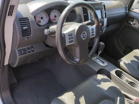 Certified 2020 Nissan Frontier PRO-4X image 10