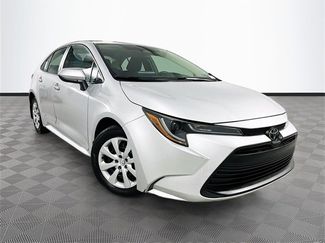 Certified 2024 Toyota Corolla LE image 1