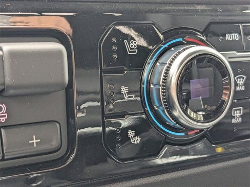 New 2026 GMC Sierra 1500 SLT w/ SLT Premium Plus Package image 25