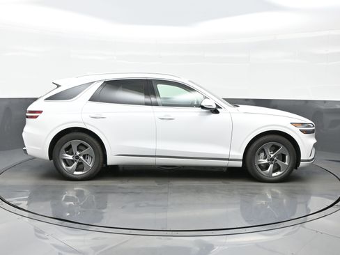 New 2026 Genesis GV70 2.5T Select image 7