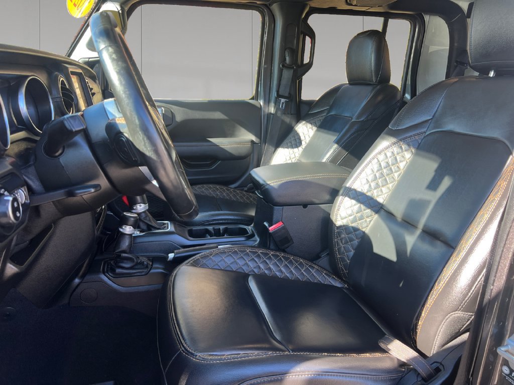 Used 2021 Jeep Gladiator Overland AWD/4WD image 11