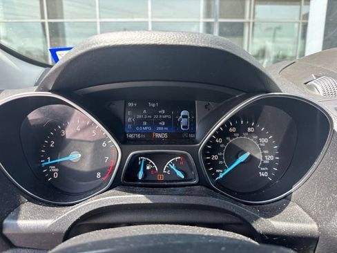 Used 2019 Ford Escape SEL FWD image 8