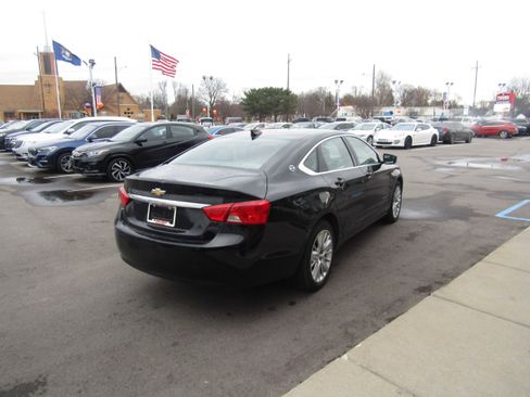 Used 2018 Chevrolet Impala LS image 4