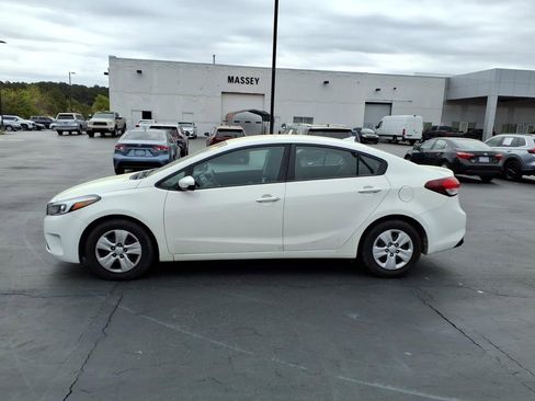 Used 2018 Kia Forte LX image 6