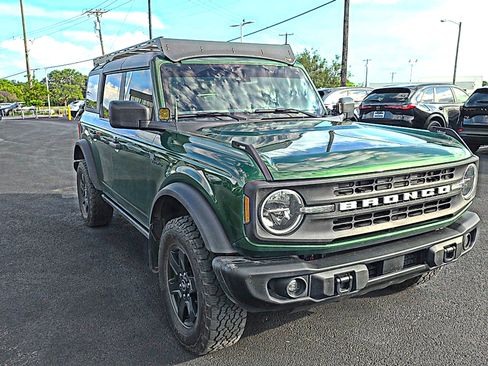 Used 2024 Ford Bronco Black Diamond image 3