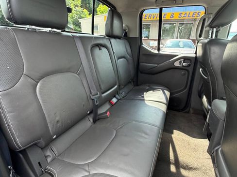 Used 2014 Nissan Frontier PRO-4X w/ Pro-4x Luxury Package AWD/4WD image 15