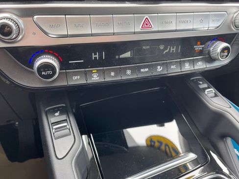 Used 2024 Kia Telluride S w/ S Sunroof Package image 34