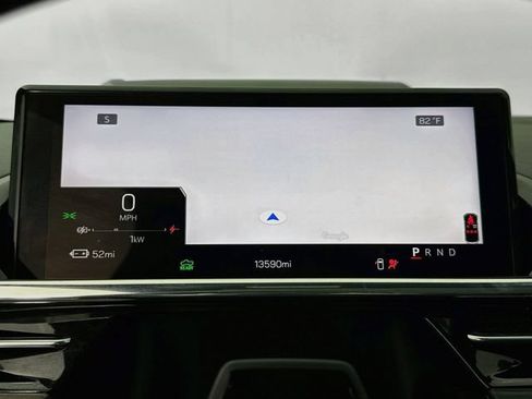 Used 2025 GMC Sierra EV Denali AWD/4WD image 13