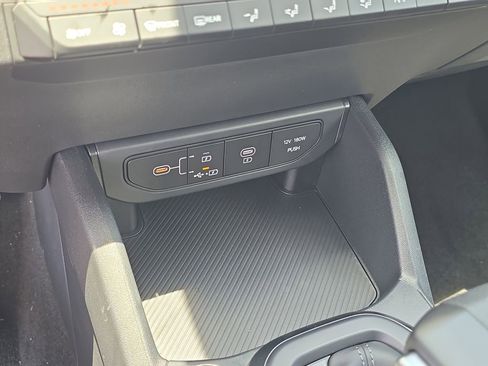 New 2026 Kia K4 FWD image 25