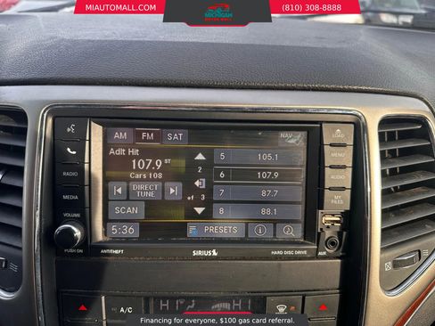 Used 2013 Jeep Grand Cherokee Limited w/ Luxury Group II image 14