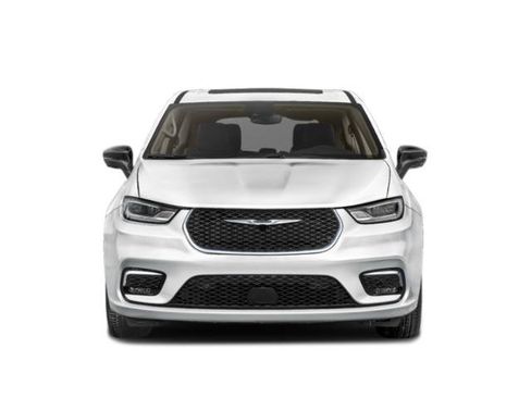 Used 2025 Chrysler Pacifica Limited FWD image 7