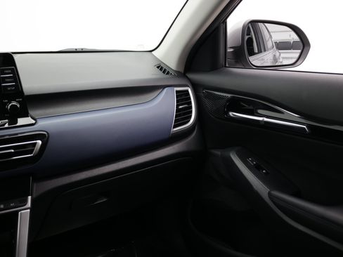 Used 2023 Kia Seltos S FWD image 36