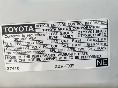 Used 2013 Toyota Prius Three FWD image 38