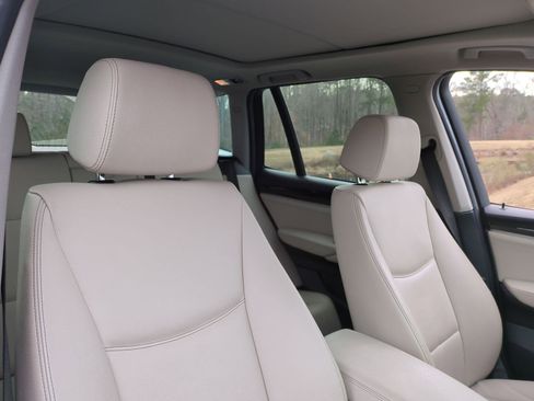 Used 2017 BMW X3 xDrive28i image 32