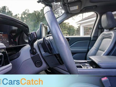 Used 2021 Lincoln Aviator Reserve image 26