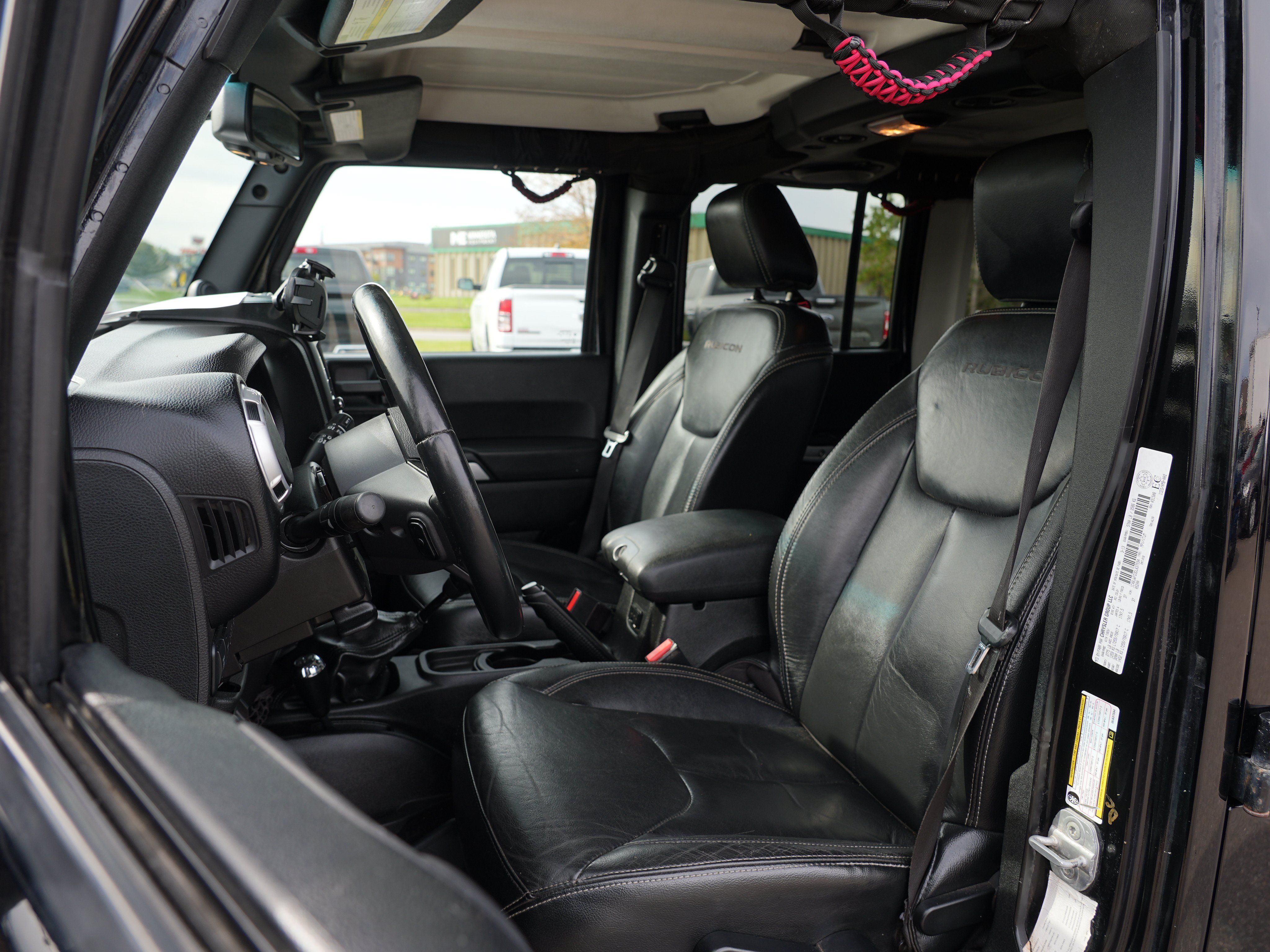Used 2013 Jeep Wrangler Unlimited Rubicon w/ Dual Top Group AWD/4WD image 12