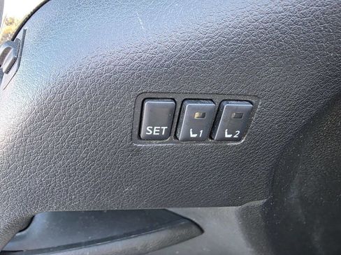 Used 2019 Nissan Rogue SL image 19