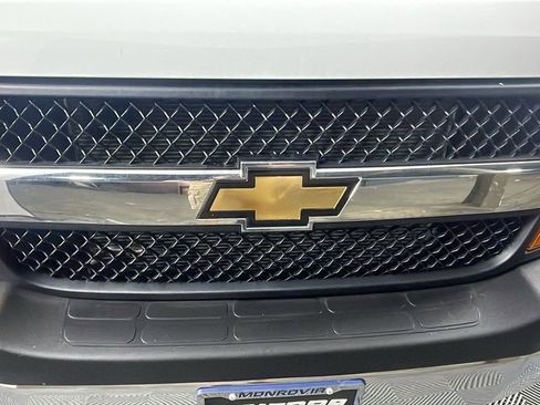 New 2025 Chevrolet Express 3500 w/ Power Convenience Package image 10