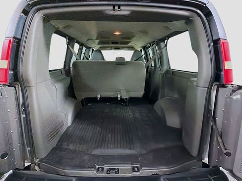 Used 2011 Chevrolet Express 1500 LT w/ LT Preferred Equipment Group image 23