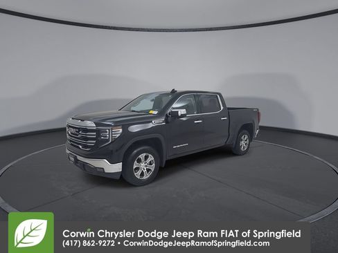 Used 2025 GMC Sierra 1500 SLT AWD/4WD image 7