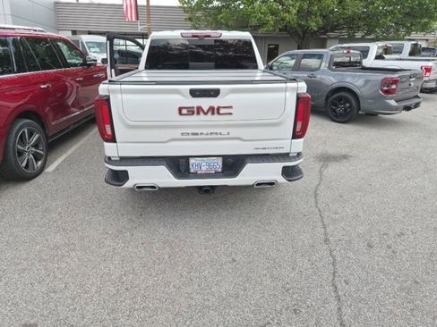 Used 2023 GMC Sierra 1500 Denali w/ Denali Reserve Package image 4