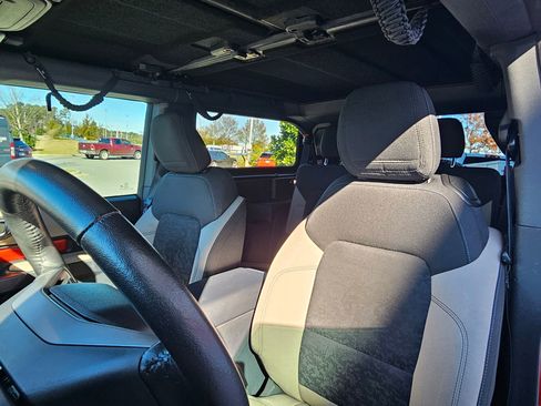 Used 2022 Ford Bronco Wildtrak image 22