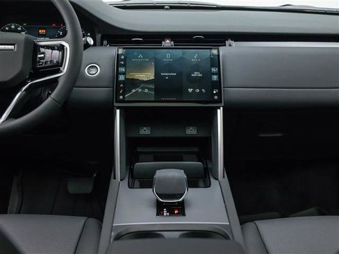 New 2025 Land Rover Discovery Sport S image 24