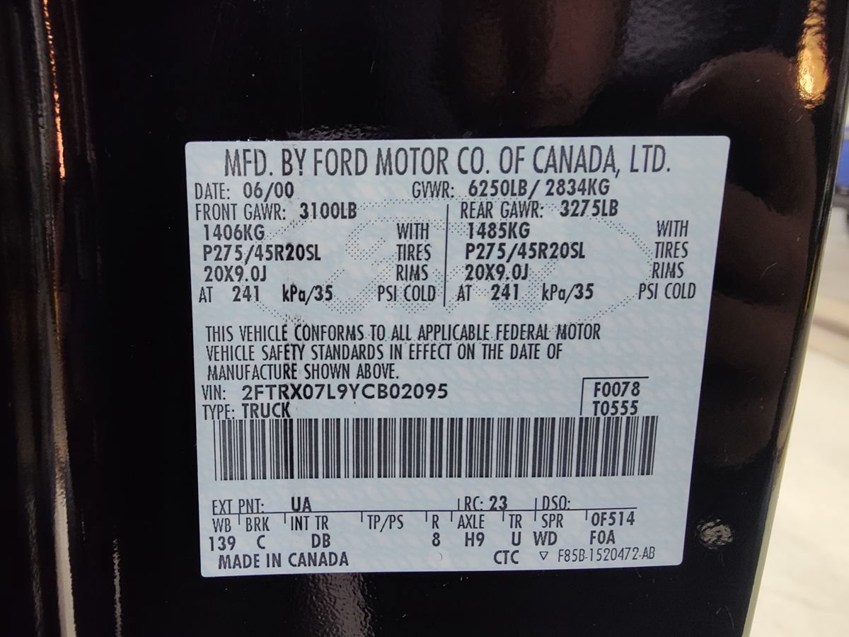 Used 2000 Ford F150 Harley-Davidson RWD image 22