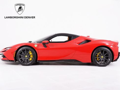 Used 2024 Ferrari SF90 Spider AWD/4WD image 3