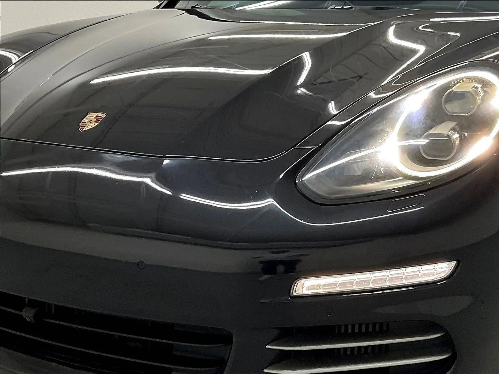 Used 2015 Porsche Panamera 4S AWD/4WD image 48