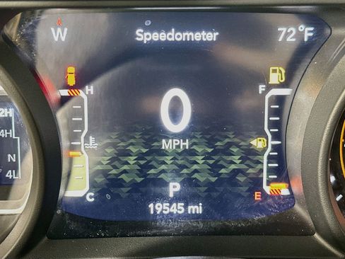 Used 2024 Jeep Wrangler Unlimited Sport AWD/4WD image 12
