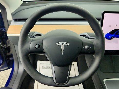 Used 2023 Tesla Model 3 Standard Range RWD image 13